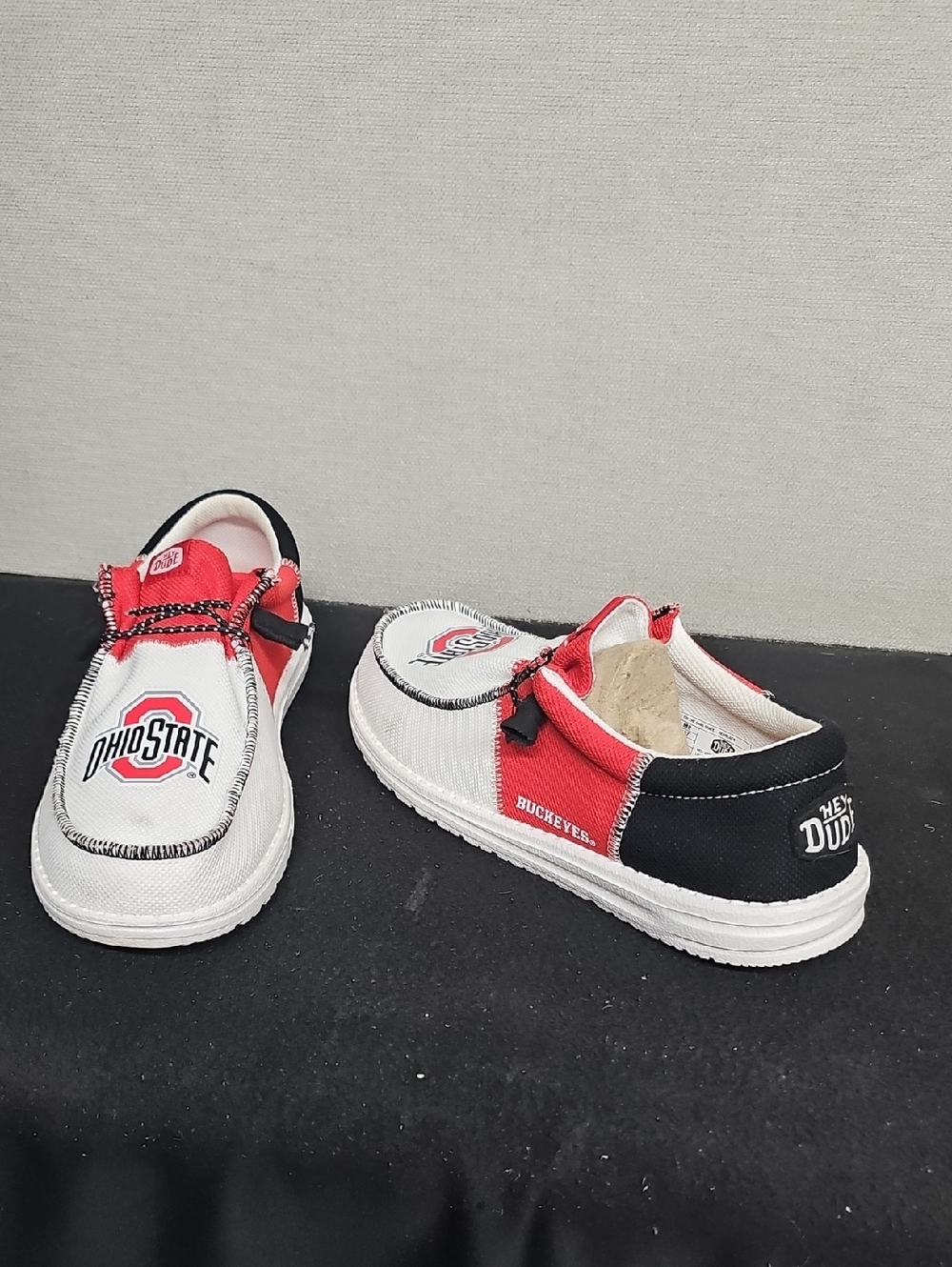 HEY DUDE WALLY TRI THE OHIO STATE MENS SNEAKERS BFPM-06-018